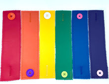 Load image into Gallery viewer, fine motor skill vinyl button chain activity